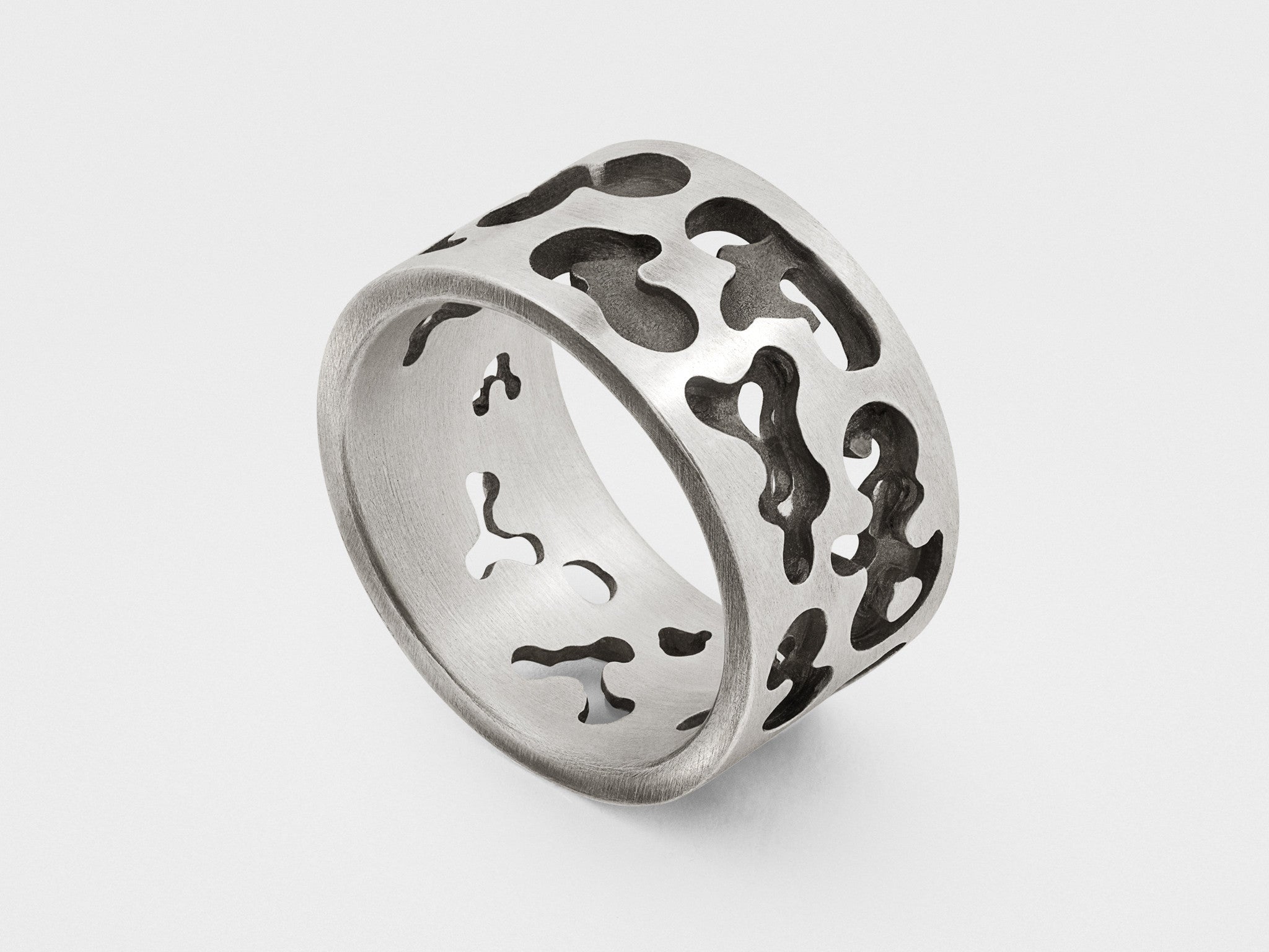 Anillo de camuflaje en plata