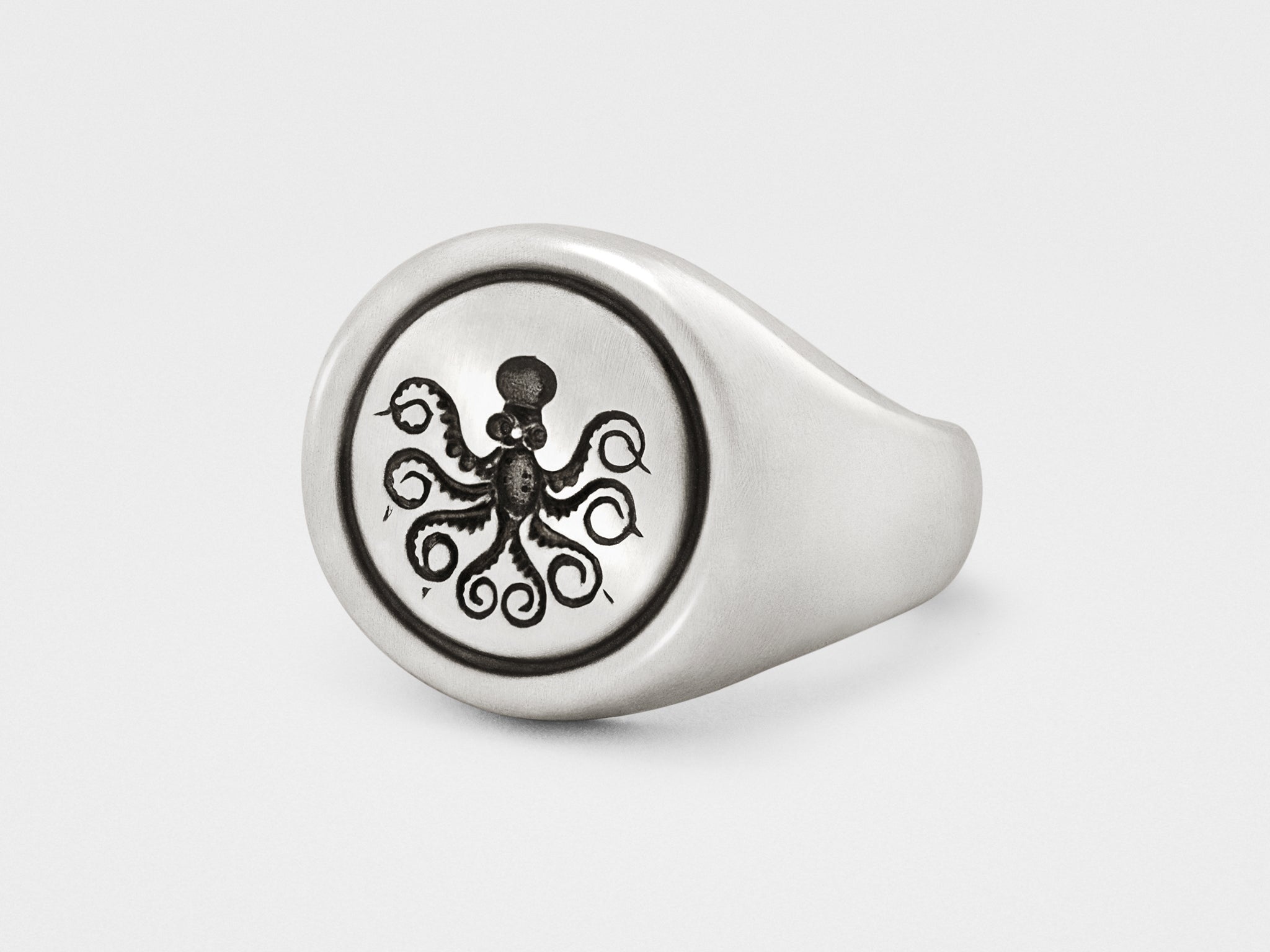 Anillo de sello de pulpo en plata